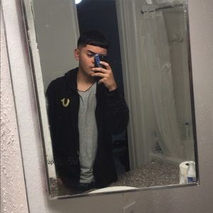 Meet your Posher, Luis